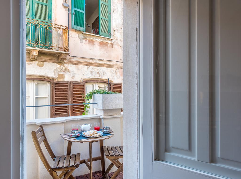 Castelletto Suite La Marina Кальяри Экстерьер фото