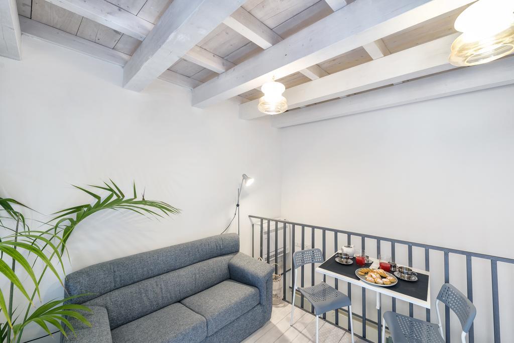 Castelletto Suite La Marina Кальяри Экстерьер фото